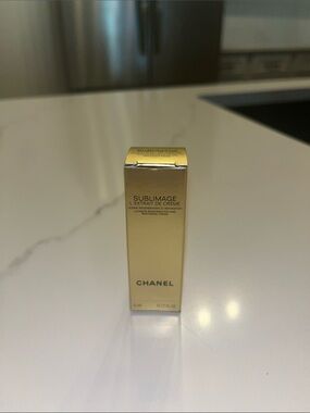 CHANEL Sublimage L'Extrait de Crème - Primer